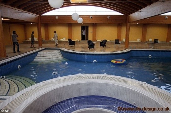 Gaddafi Palace, Daily Mail